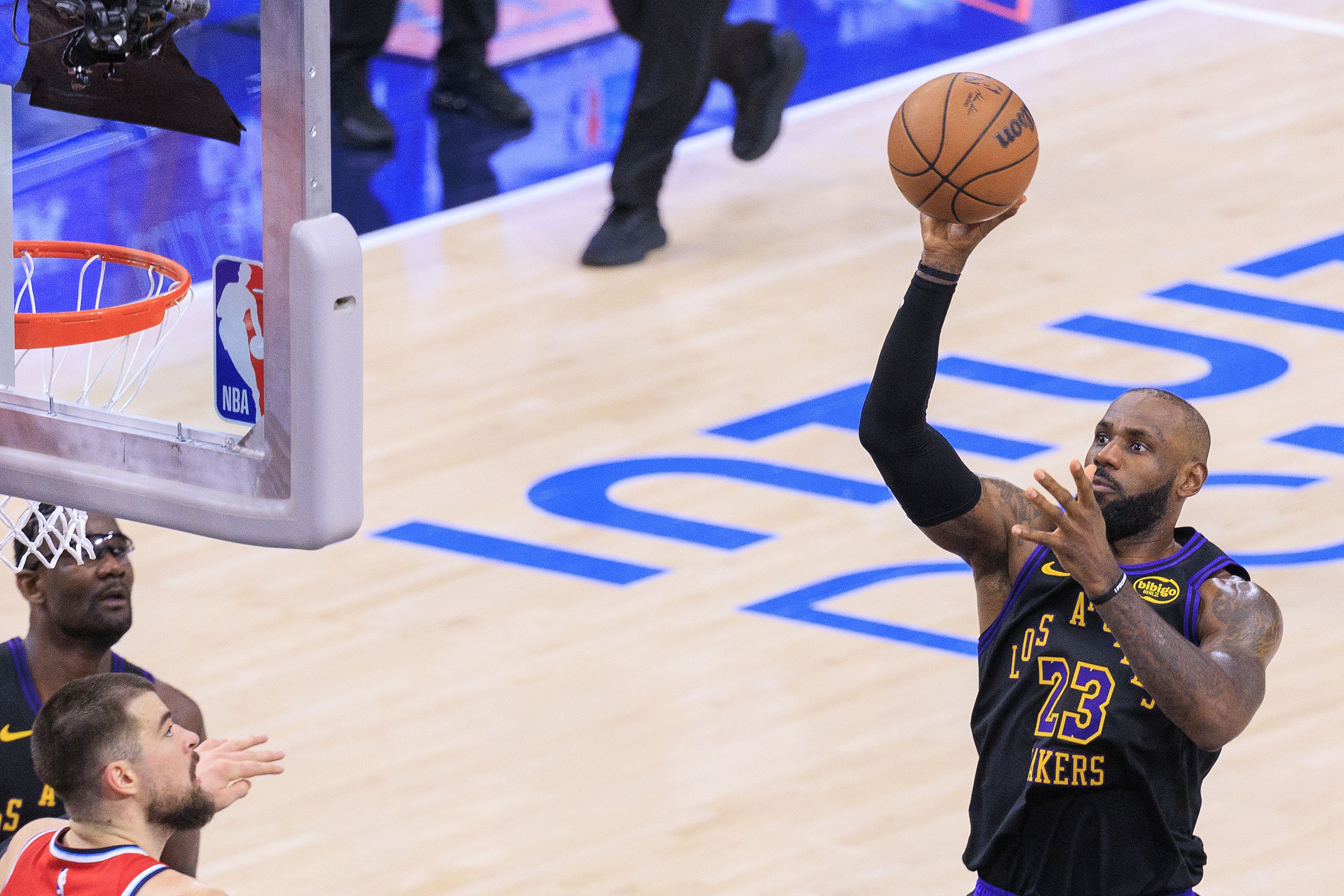 世界杯app下载-Shams：我觉得此时此刻詹姆斯自己也不知道他想要如何结束生涯